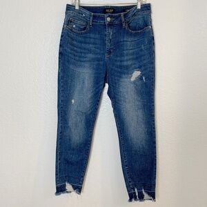 Judy Blue Skinny Fit Jeans Size 14W Blue Denim Distressed Raw Hem Medium Wash